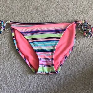 Striped bikini bottoms